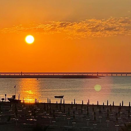 La Dimora Sipontina Bed & Breakfast Manfredonia Bagian luar foto